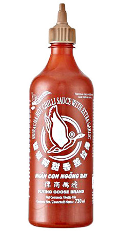 Sos chili Sriracha z czosnkiem, ostry (51% chili) 730ml - Flying Goose